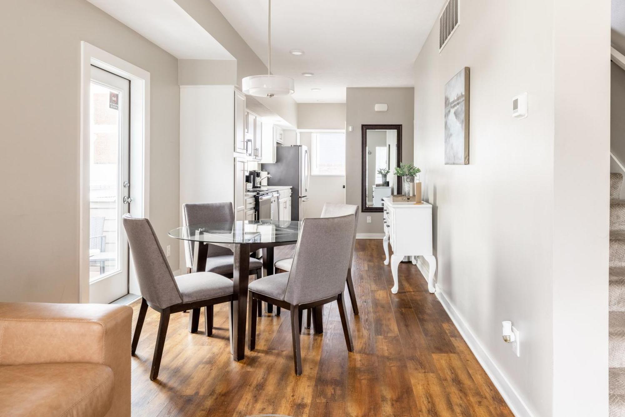 Luxury Downtown Townhome Private Garage Unit 9 Cleveland Bagian luar foto