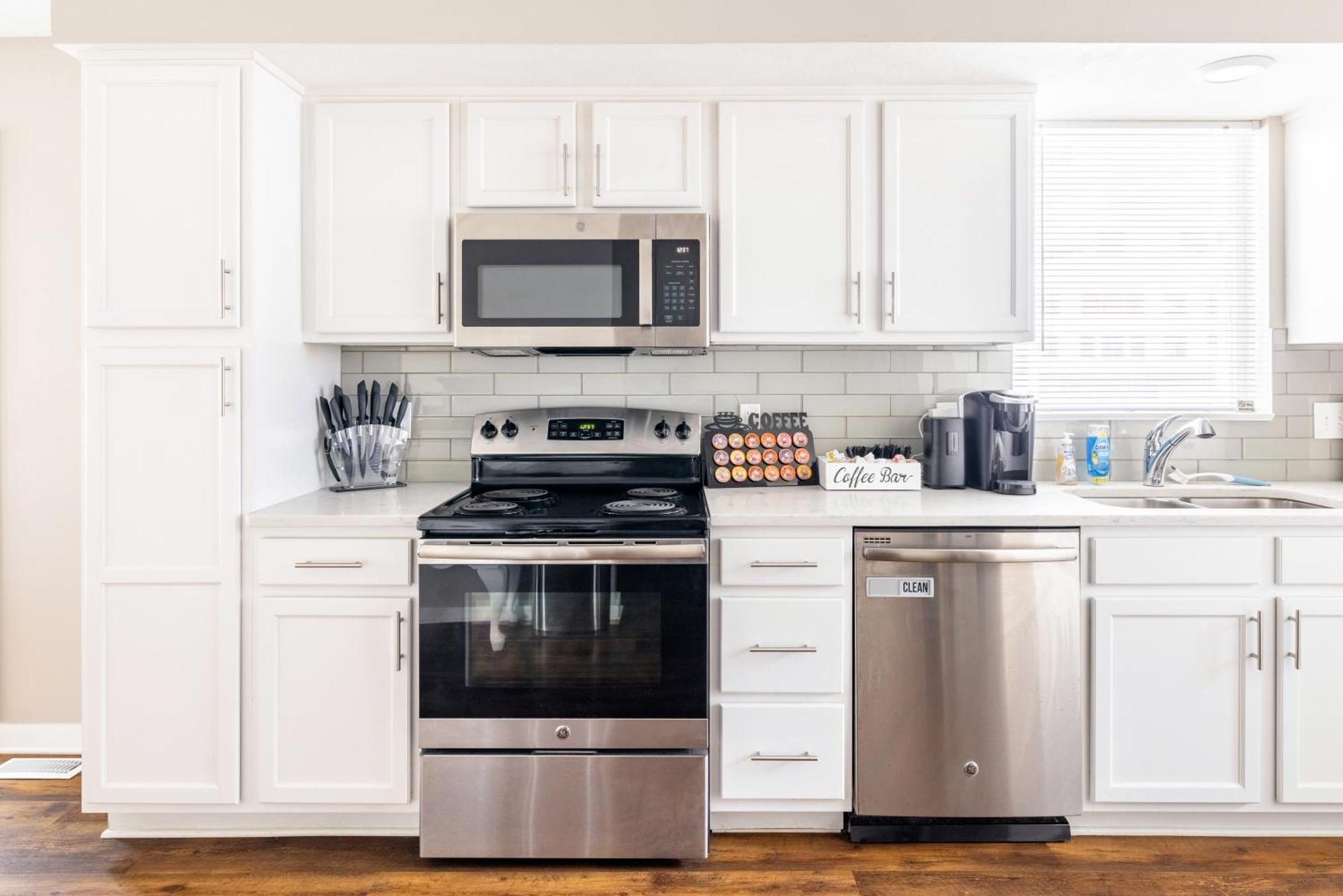 Luxury Downtown Townhome Private Garage Unit 9 Cleveland Bagian luar foto